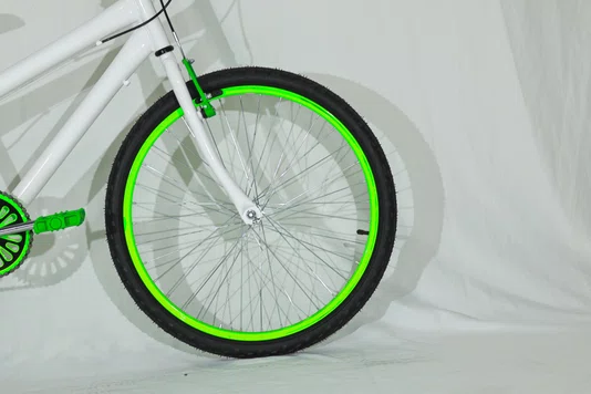 Bicicleta 24 Masculina Branca Aro Alumínio Verde Neon
