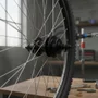 Cubo Dianteiro MTB 36 Furos Freio a Disco 6 Furos Aço Carbono Eixo Porca